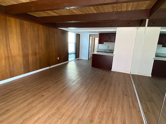 2nd image of 2215 E Florida St #7