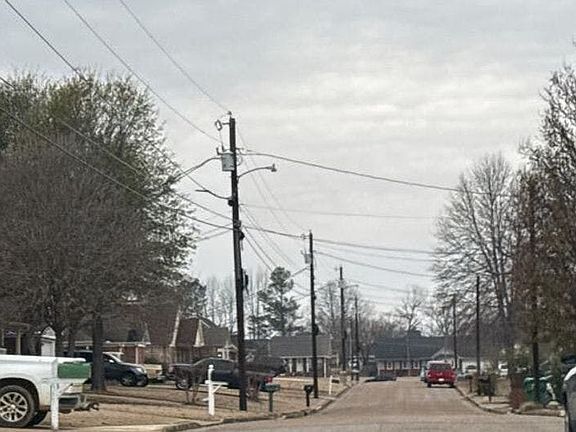 4th image of 48 Connecticut Ave