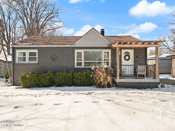 3rd image of 4050 Addison Ln