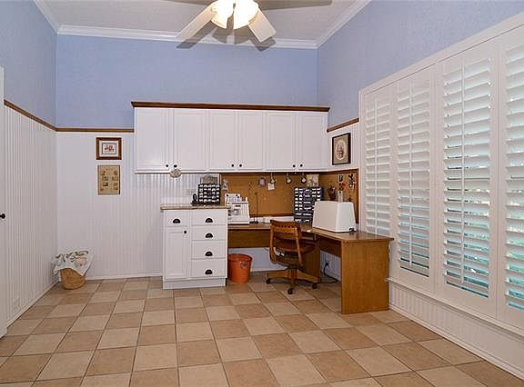 5th image of 2321 Lone Oak Trl