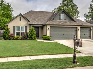 3116 W Mobile St, Broken Arrow, OK 74011