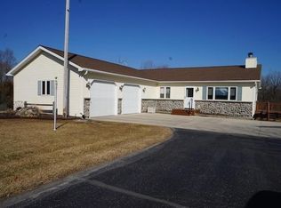 W1264 Baron Cir, Campbellsport, WI 53010