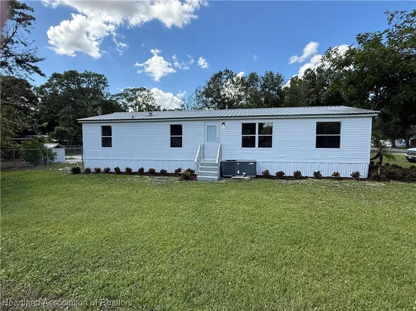 17402 Brynwood Ln, Okeechobee, FL 34974