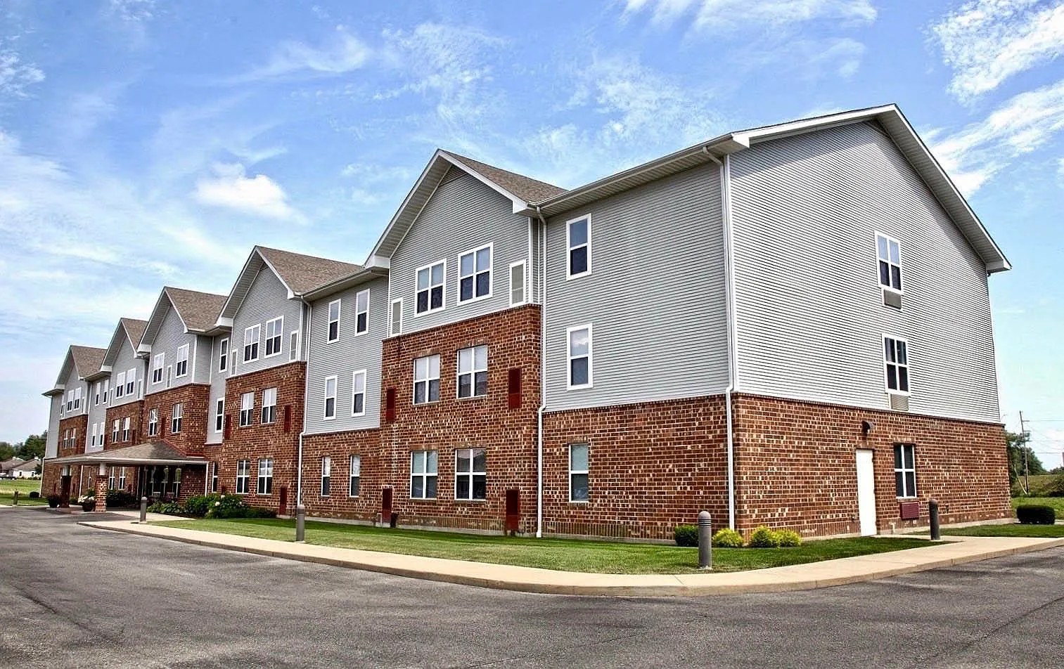 Heritage Landing 55+ Apartments — Photo 2