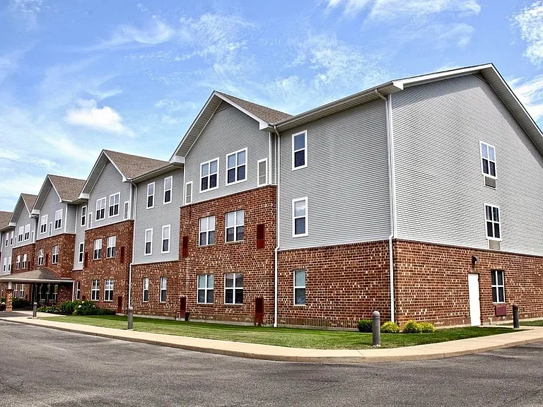 Heritage Landing 55+ Apartments — Photo 2