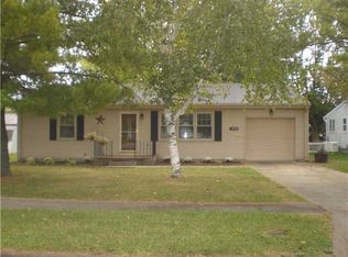 1009 Golfview Dr, Washington Court House, OH 43160