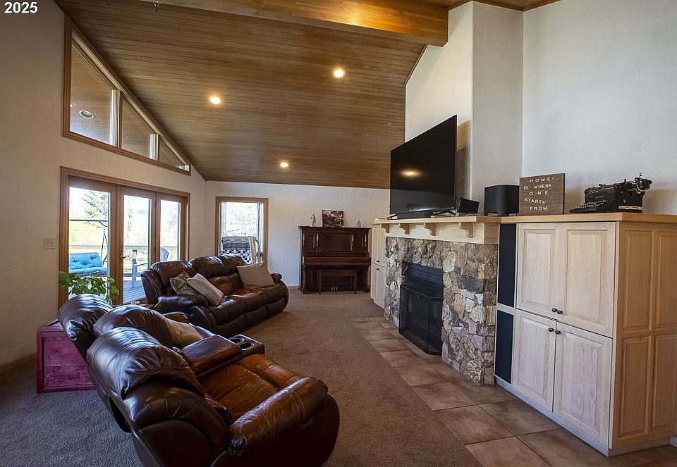 69789 Antles Ln, Cove, OR 97824 | Zillow