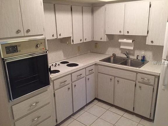 5th image of 2453 Brazilia Dr APT 9