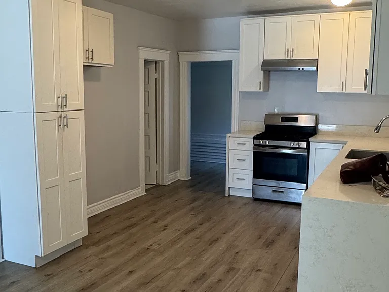 1755 Pine Ave #A — Photo 3