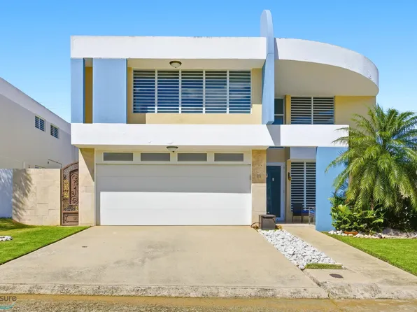 25 Araucana, Luquillo, PR 00773