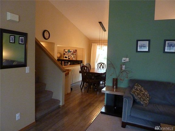 4th image of 1080 Eaglecrest Pl