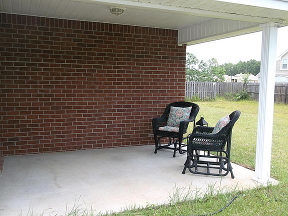 3rd image of 14034 Seymour Dr