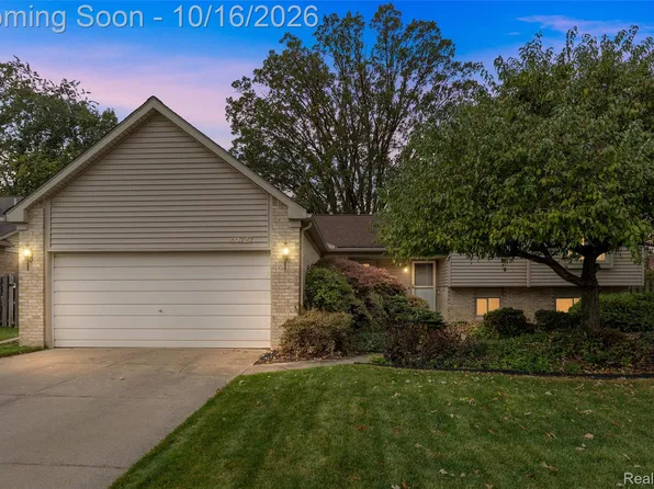 40727 Kraft Dr, Sterling Heights, MI 48310