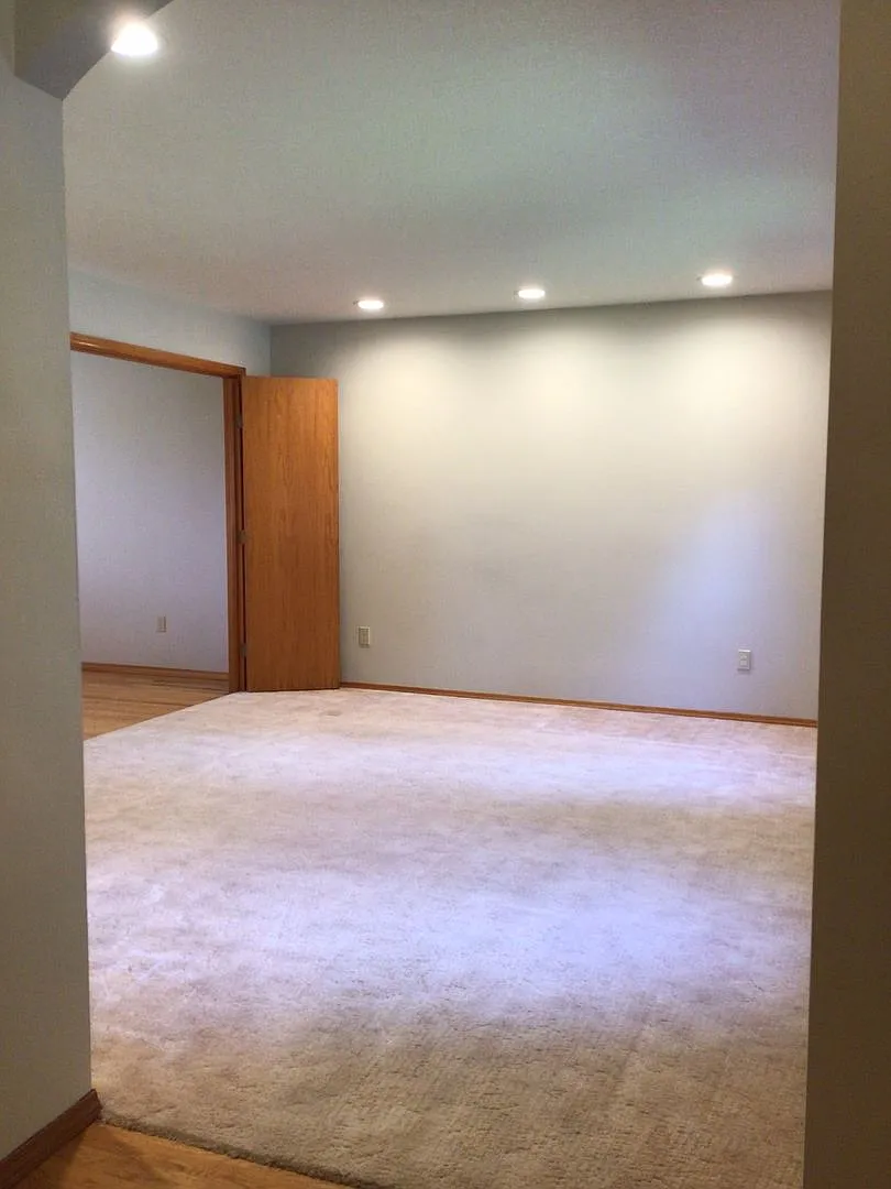 Beautiful 4BD Home in Countryside Woods Neighborhood — Photo 2