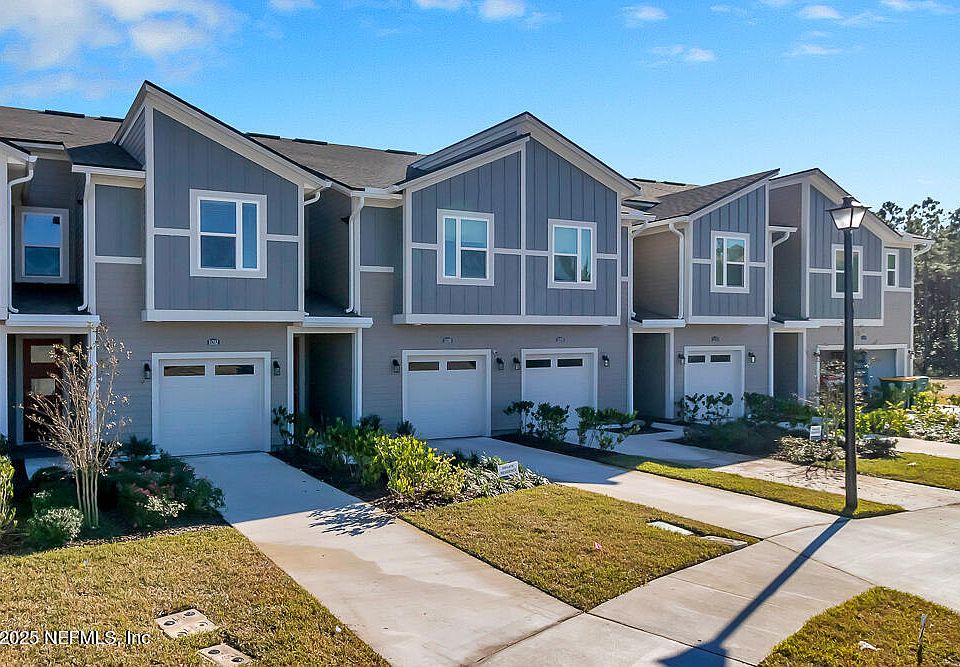 1st image of 11282 MINNETTA Court