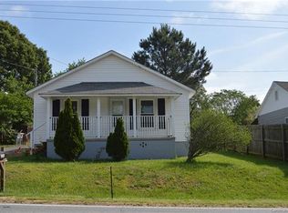 1006 Rainbow Dr, Kannapolis, NC 28081
