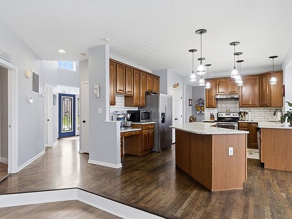 3rd image of 191 Summerford Pl