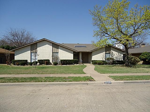 1st image of 1013 Glen Cove Dr