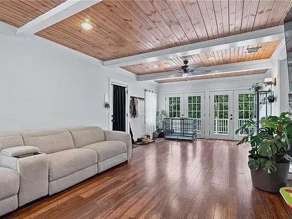 7 Byrd Ave, Johnston, RI 02919