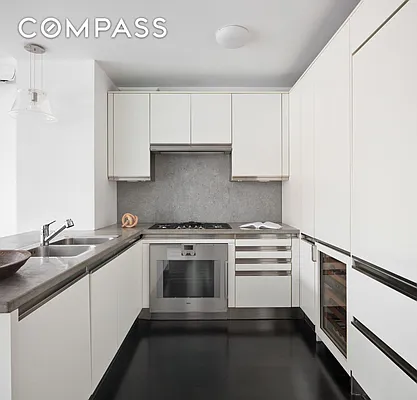Sold by Compass | media 17