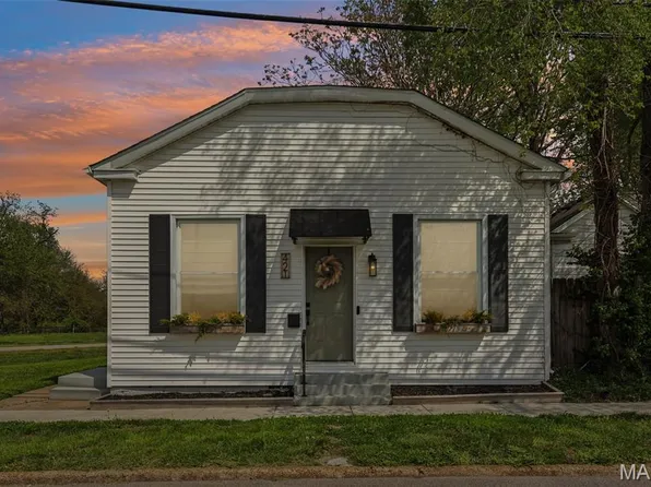 421 Wolf St, Edwardsville, IL 62025