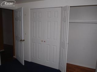 1327 Heathercrest Dr, Flint, MI 48532