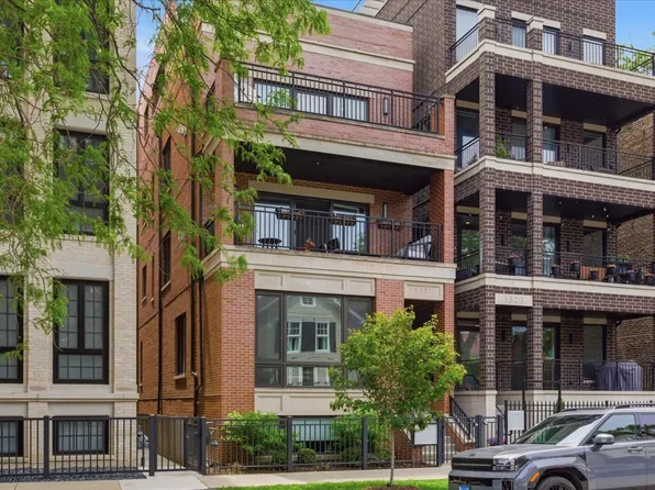 1321 W Wrightwood Ave #3, Chicago, IL 60614