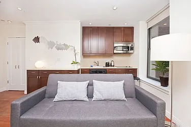 Rented by Eisenberg Exclusives