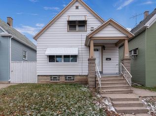 2518 S 10th St, Milwaukee, WI 53215