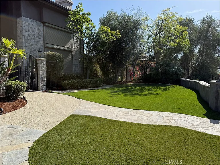 22720 High Tree Cir — Photo 4