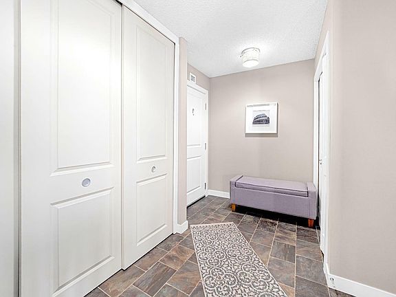 4th image of 6411-403 Mackenzie Way SW #6411