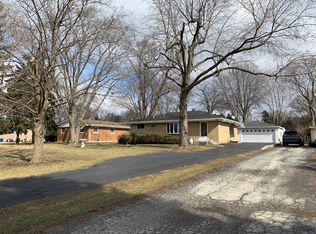 6733 High Rd, Darien, IL 60561