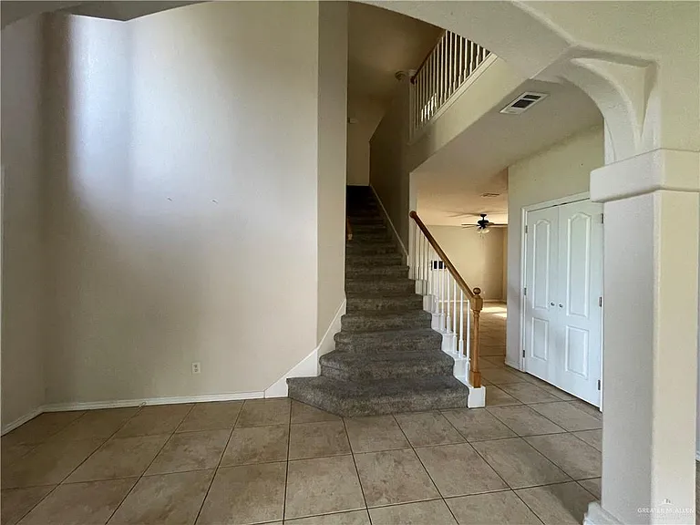 2515 Dove Ave — Photo 9