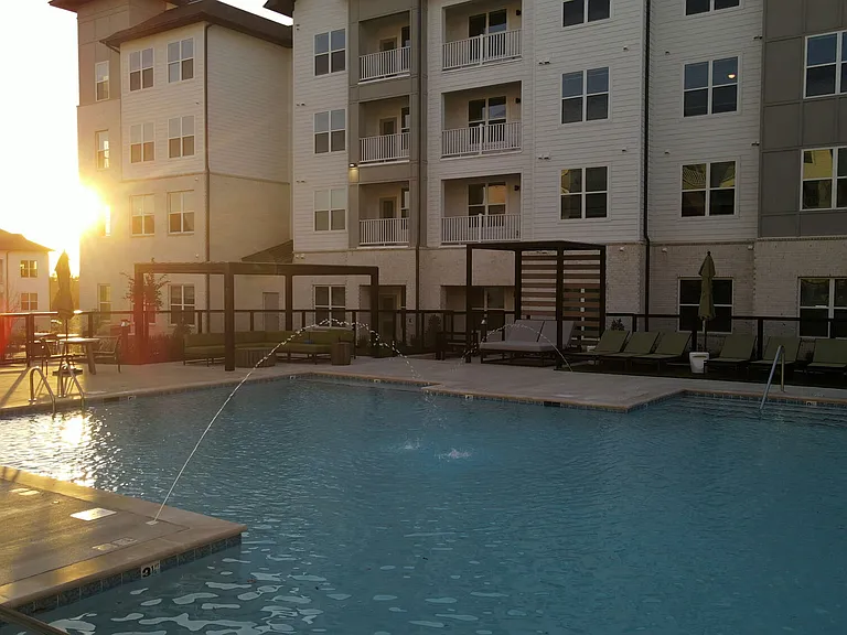 The Ravelle at Ridgeview — Photo 23