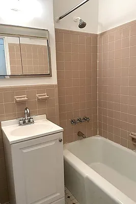 Rented by Sotheby's International Realty | media 11