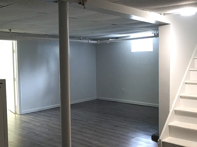 10 Bon Air Ave — Photo 22