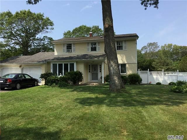 1st image of 4 Hargrave Ln