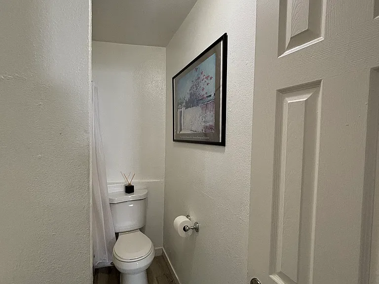 2136 Keith St #2136 — Photo 10