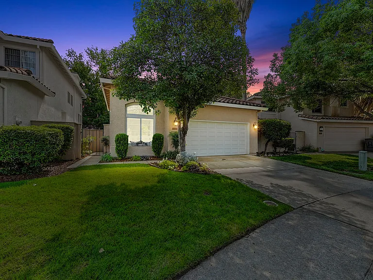 5537 Cabrillo Way — Photo 24
