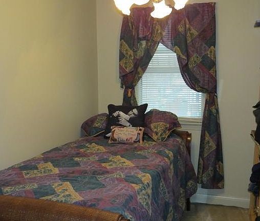 bedroom2