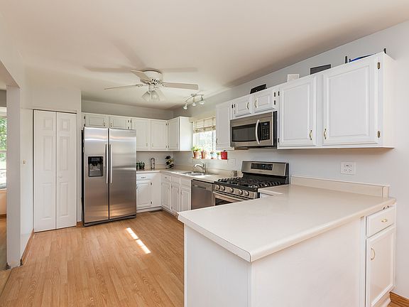 5th image of 1146 Newburg Ct