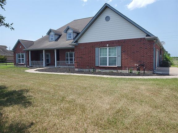2nd image of 1634 Winding Canyon Court