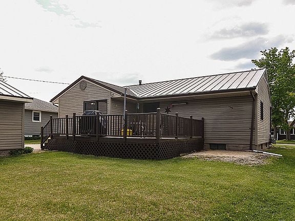 2nd image of 2068 Carter Rd