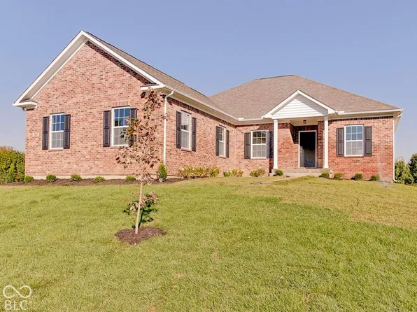 757 Lake Vista Dr, Columbus, IN 47201
