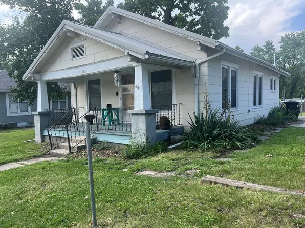 1015 1st St, Chillicothe, MO 64601