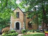 5th image of 7418 Carleton Ave