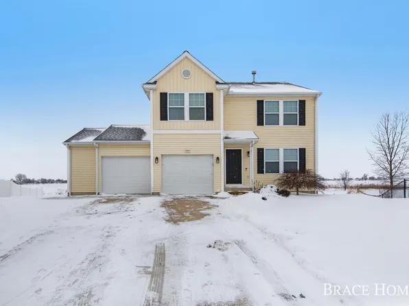 1926 Greenview Ct, Zeeland, MI 49464