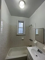 Rented by Chana Ofek, LREB