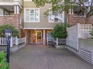 988 W 54th Ave #101, Vancouver, BC V6P 1M9