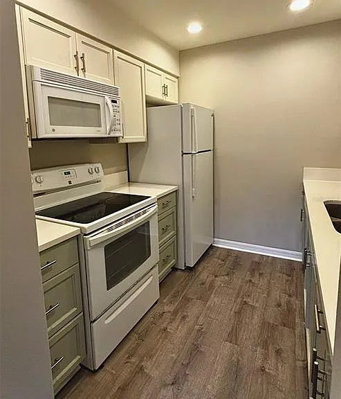 350 79th Ave N #134 — Photo 11